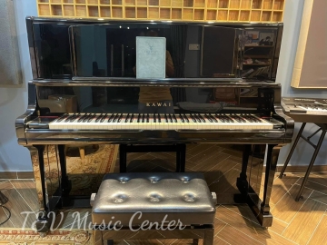 Kawai K-8