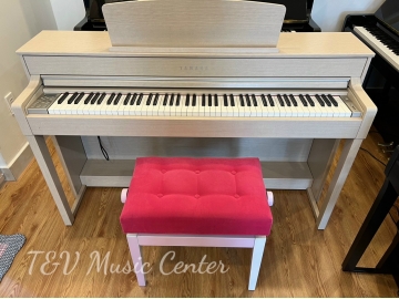 Yamaha CLP-575 WA
