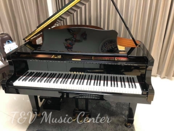 Grand Yamaha C3