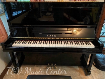 Yamaha U30A
