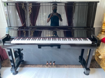 Yamaha U30T