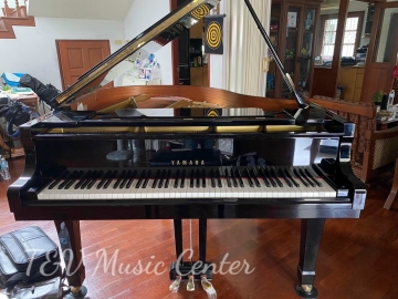 Grand Yamaha G1E