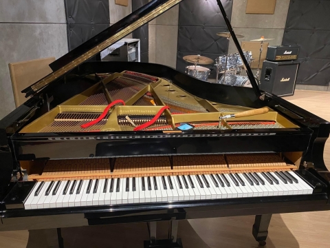 Yamaha Grand G3E ( Japan )