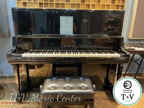 Kawai K-8