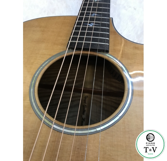 Acoustic Guitar A032( Dáng Taylor)